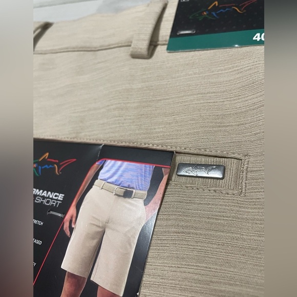 Greg Norman Performance Shorts Sz 40 Khaki Golf Men’s - Picture 4 of 9